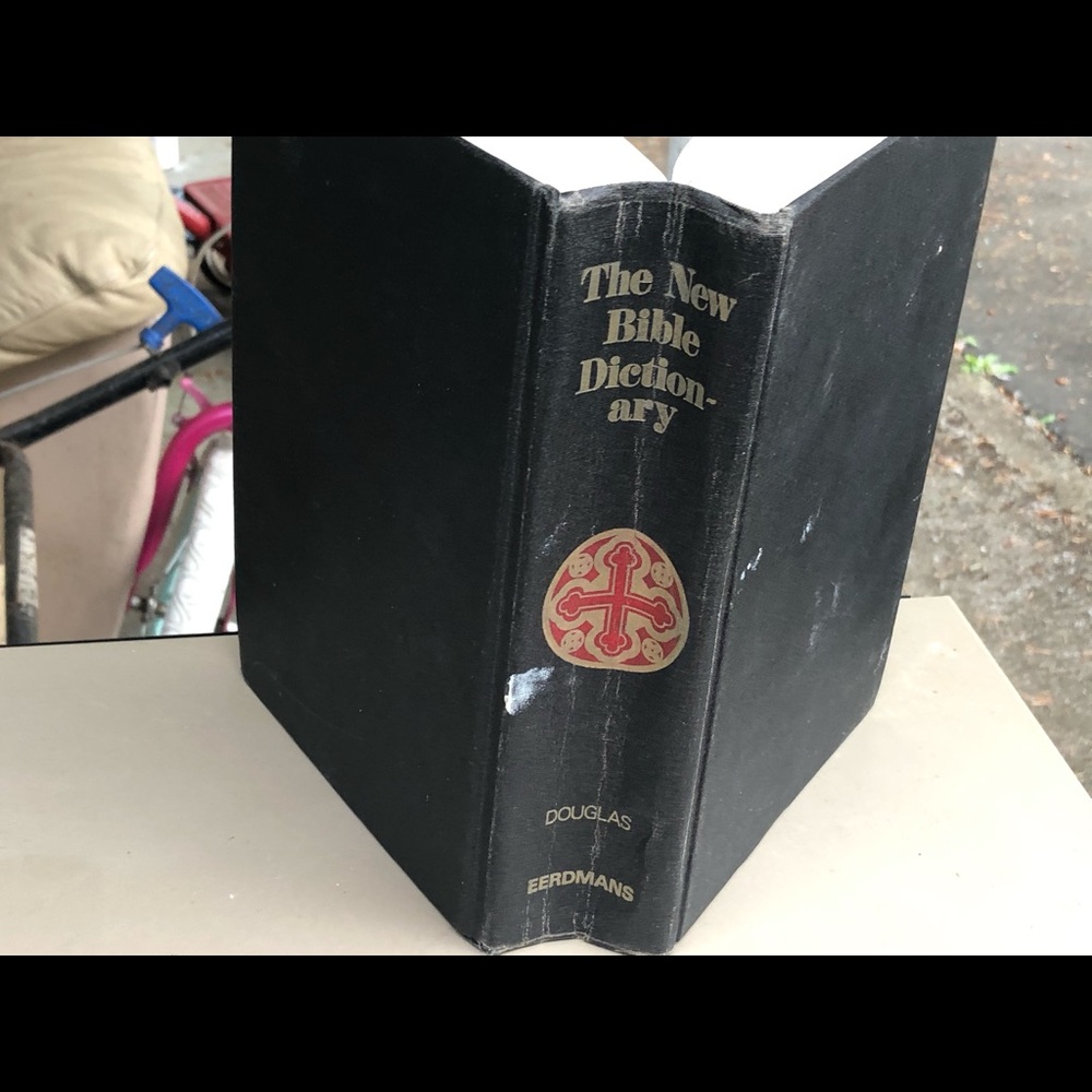 The New Bible Dictionary by J. D. Douglas 1962